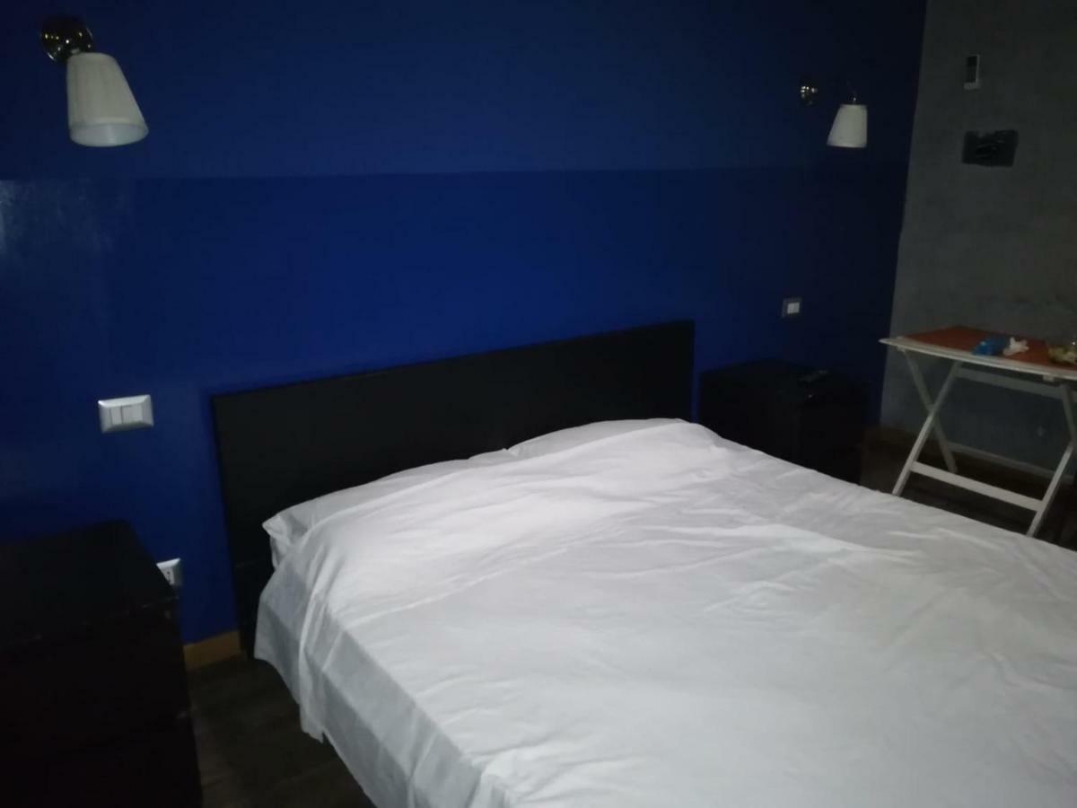 Arthur Hostel Рим Екстер'єр фото